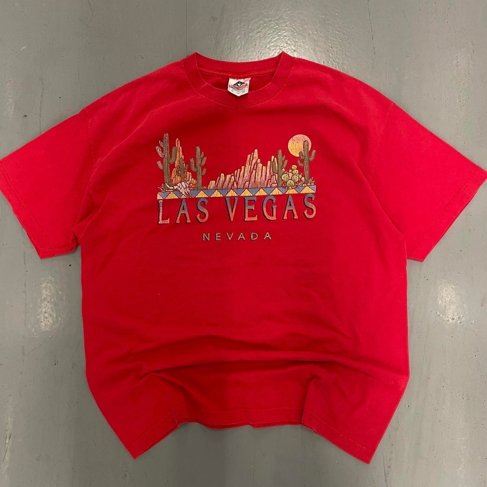 VINTAGE red Las Vegas Nevada tee on triple A tag